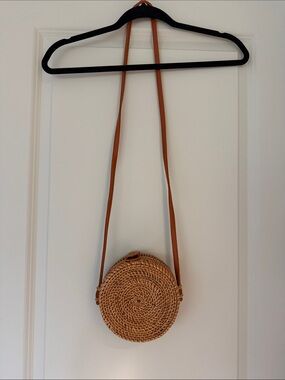 Woven Round Crossbody Bag in Tan